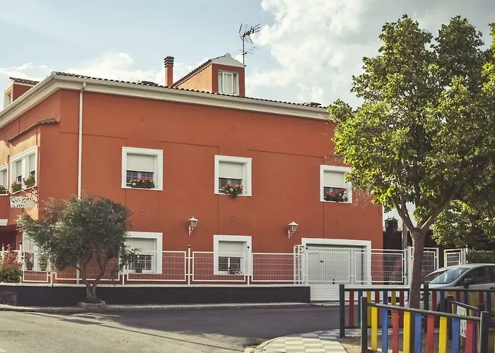 Casa Rural El Sauce. A 2,5 Km De Cuenca Capital